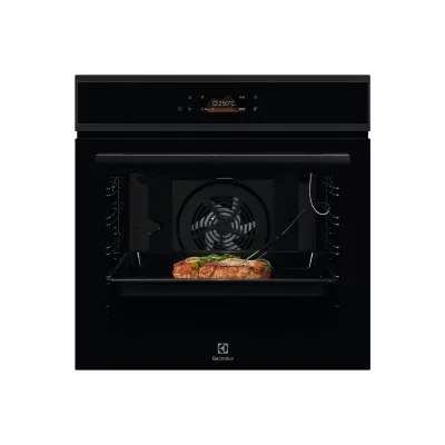 Four Electrolux EOE8P19WH