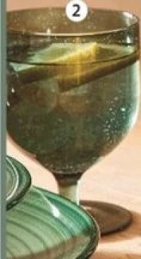 Le verre à pied 30 cl en verre bulles