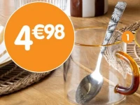 Tasse en verre avec anse bicolore