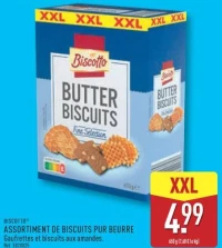 ASSORTIMENT DE BISCUITS PUR BEURRE Gaufrettes et biscuits aux amandes.