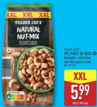 MÉLANGE DE NOIX Amandes, noisettes, noix de cajou et noix