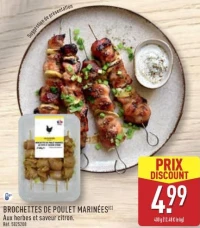 BROCHETTES DE POULET MARINÉES(C) Aux herbes et saveur citron.