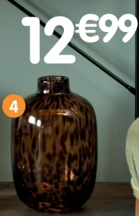 Vase écaillés