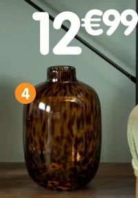 Vase écaillés