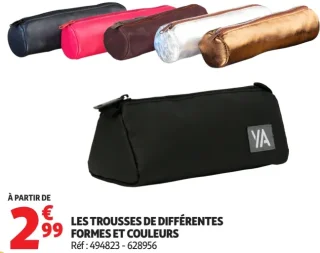 Les trousses de différentes formes et couleurs YA