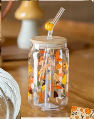 Gobelet en verre avec paille et couvercle motif d'automne