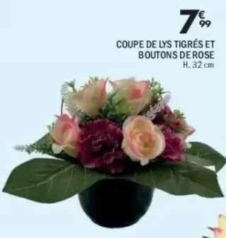 Pot d'œillets, boutons de rose H. 22 cm