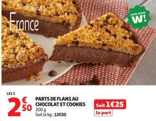 Parts de flans au chocolat et cookies