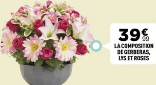 La composition de gerberas, lys et roses