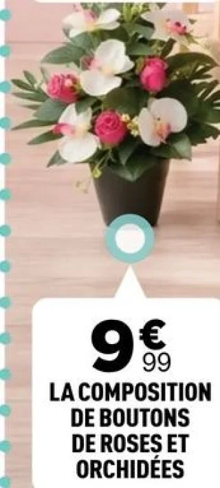 LA COMPOSITION DE BOUTONS DE ROSES ET ORCHIDÉES