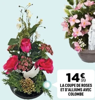 La coupe de roses et d'alliums avec colombe