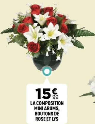 La composition mini arums, boutons de rose et lys