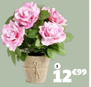 Pot de roses artificielles