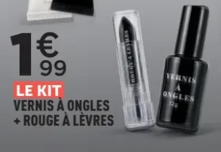 Le kit vernis à ongles + rouge à lèvres