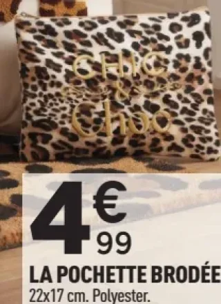 La pochette brodée