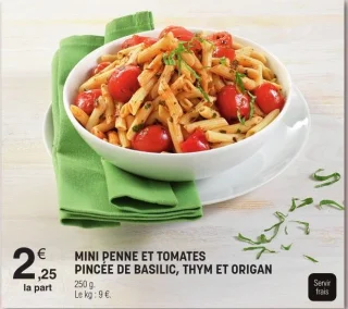 Mini penne et tomates pincée de basilic, thym et origan