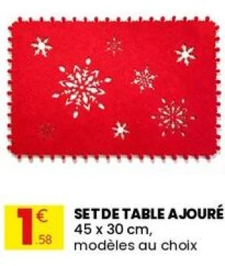 Set de table ajouré 45 x 30 cm